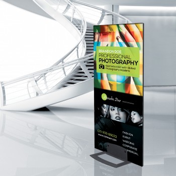 Base autoportante per pannelli Base autoportante per pannelli