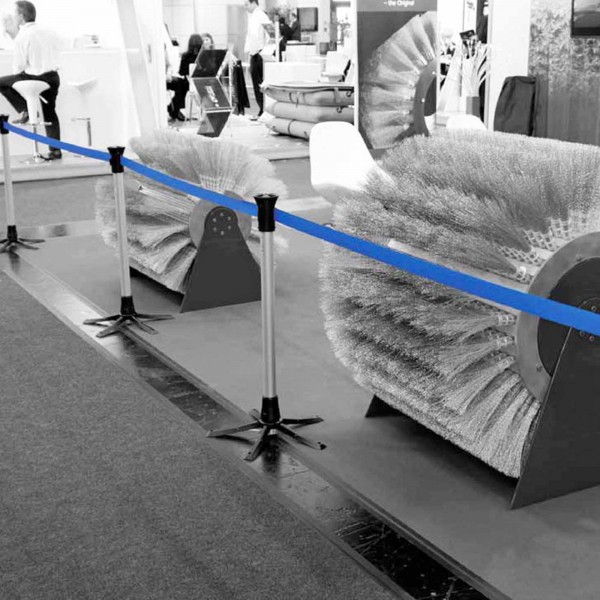 colonnine segnapercorso con borsa colonnine segnapercorso con borsa